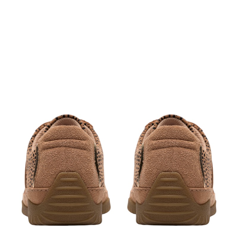 Γυναικεία sneakers Clarks Meridor Lo 26186007 μπεζ δέρμα καστόρ