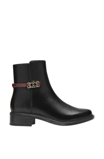 Γυναικεία μποτάκια Clarks Maye Kaylie 26320214 μαύρο δέρμα