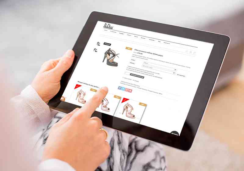 Πως να βρεις το σωστό νούμερο παπουτσιού για τις online αγορές σου 
